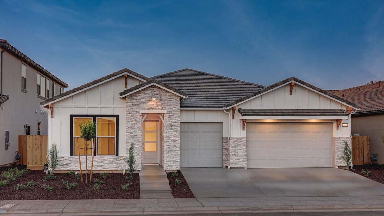 Foto principal - Brand new Home in Riverstone