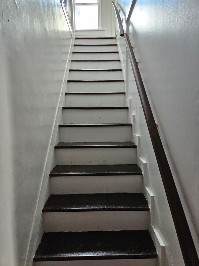 staircase to 2nd floor - 434 W Front St