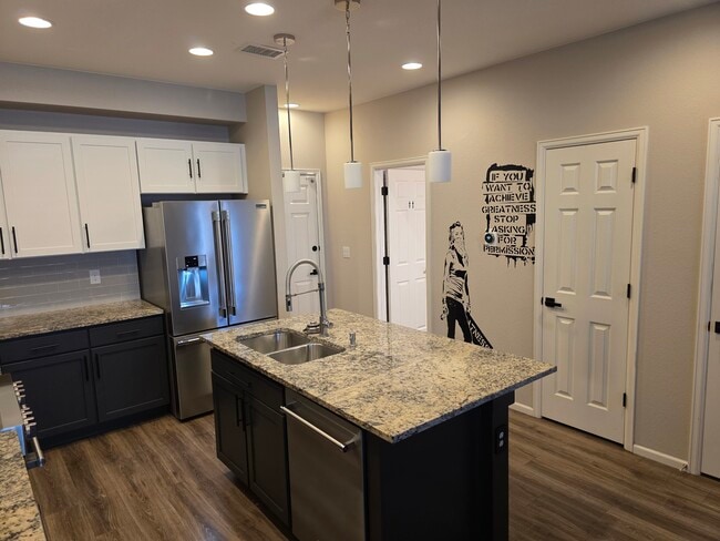 Kitchen - 16078 E Elk Dr