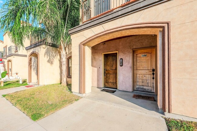 Building Photo - 8216 Casa Verde Rd