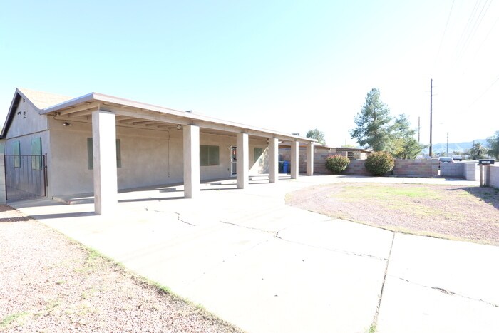 Primary Photo - 5401 s 15th ave, phoenix az