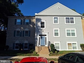 Building Photo - 12219 Chaucer Ln