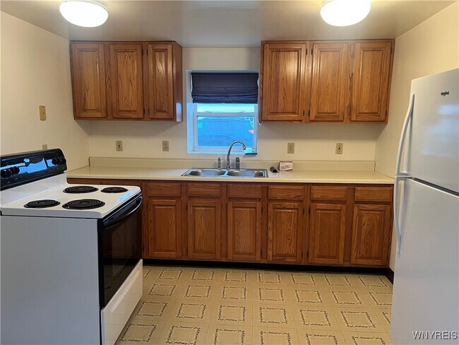 Foto del edificio - 1733 NY-78