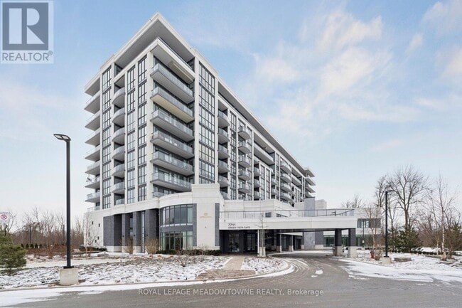 Photo du bâtiment - 7711 Green Vista Gate