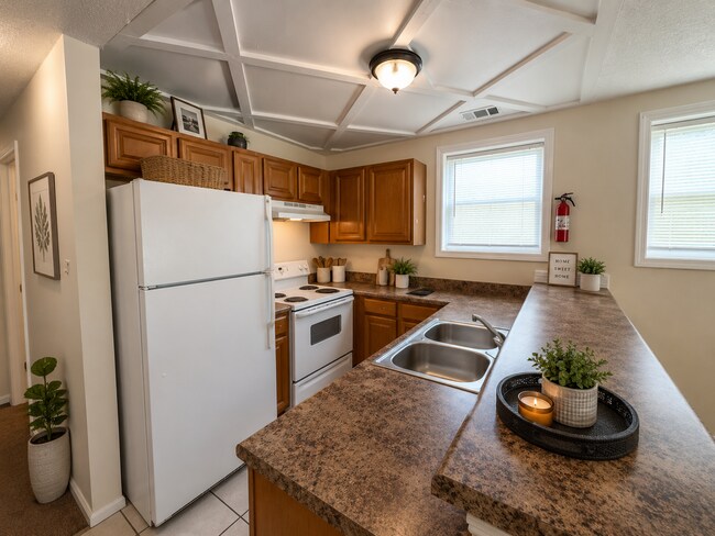 Foto del edificio - 5973-5973 Peco Ln