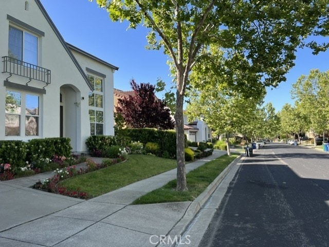 Building Photo - 5817 Cattleya Dr