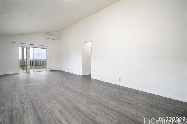 Building Photo - 94-707-707 Kamalo St