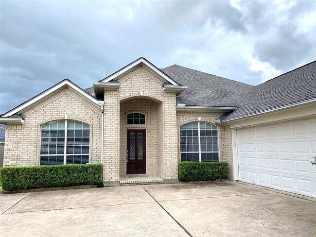 Building Photo - 6006 Country Ridge Dr