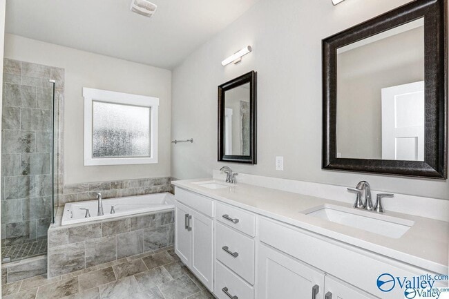 Building Photo - 2502 Celia Ct
