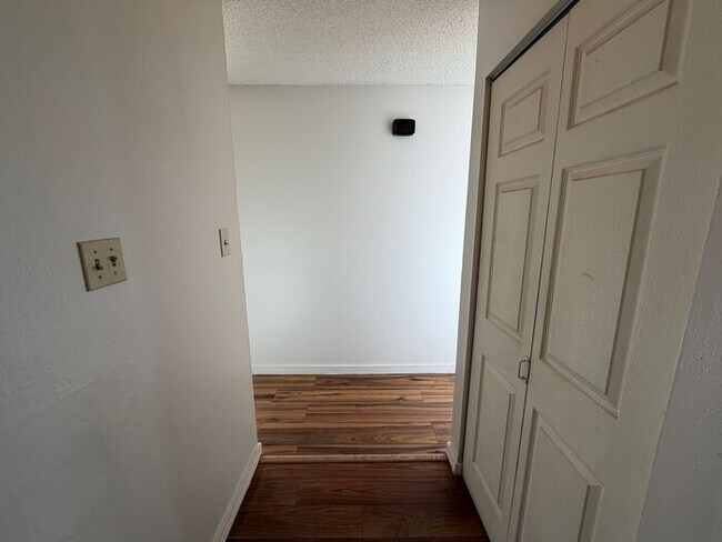 Building Photo - 2600 Apollo Way