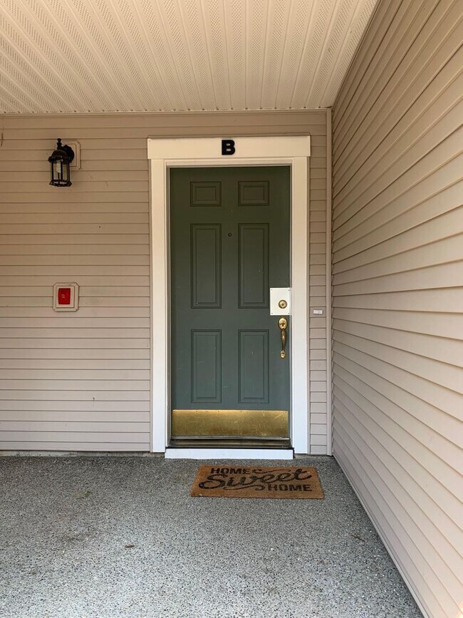 Foto del edificio - Gated 2 beds 2.5 baths townhome in Ashburn...