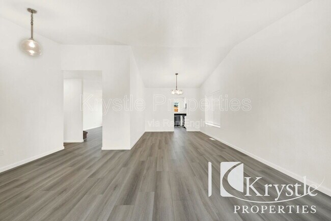 Foto del edificio - 606 Humbolt Dr
