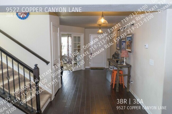 Foto del edificio - 9527 Copper Canyon Ln