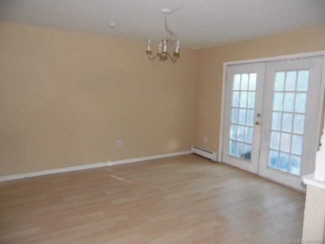 Building Photo - 321 Float Ave