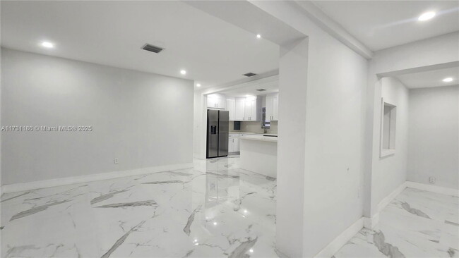 Foto del edificio - Southwest 35th Terrace, Miami, FL 33165 - ...