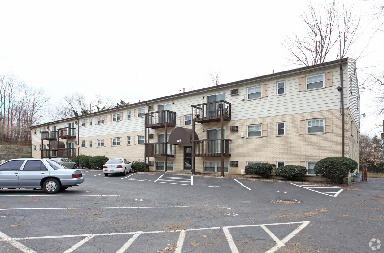 Building Photo - St. Williams Apartments