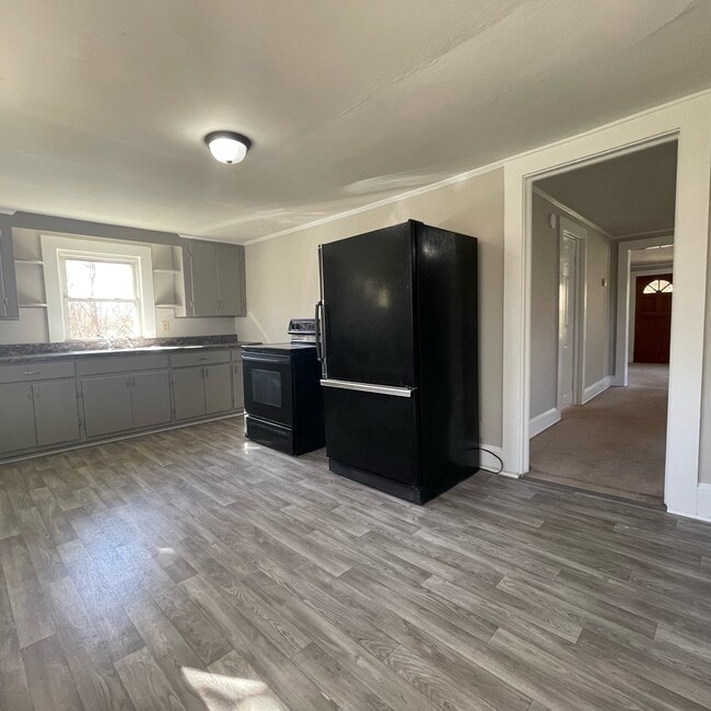 Foto del edificio - 4871 Ponderosa Rd