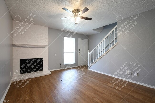 Building Photo - 2 br, 1.5 bath Townhome - 5933 Shadydell Dr