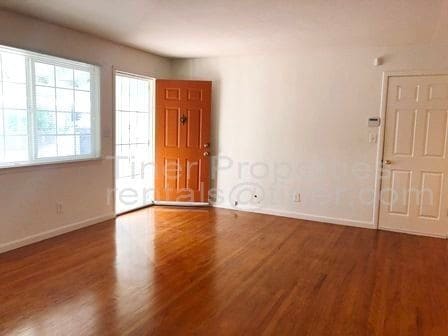 Foto del edificio - 5123 Engle Rd