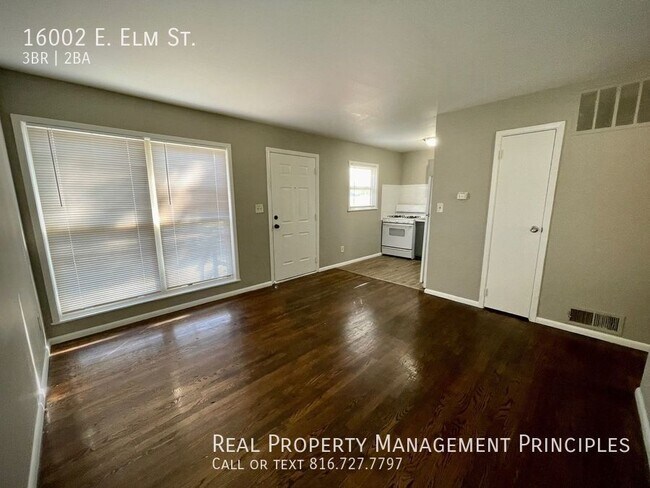 Building Photo - 16002 E Elm St