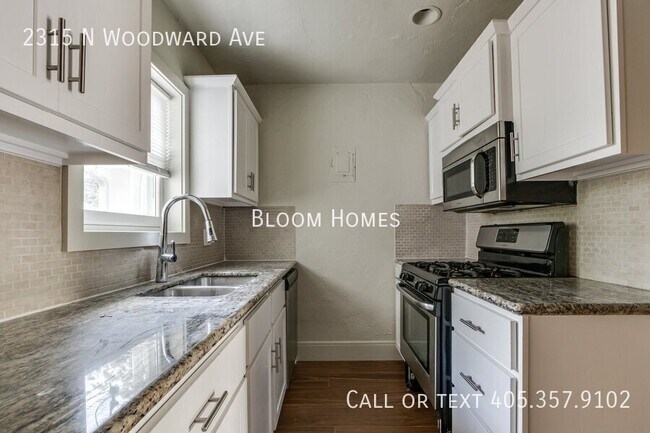 Building Photo - 2315 N Woodward Ave