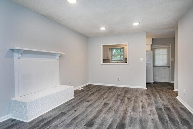 Building Photo - 121 Noel Ann Ct