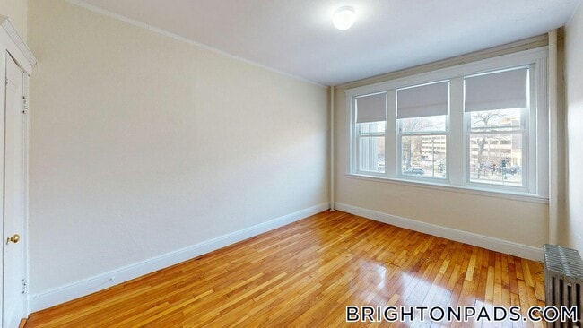 Building Photo - 1800 Commonwealth Ave