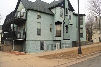 Building Photo - 283 Bates Ave