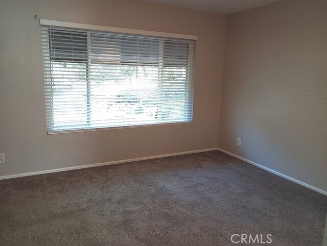 Foto del edificio - 307 N Singingwood St