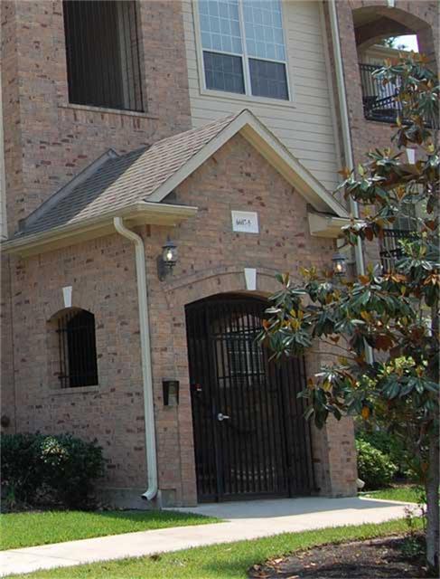 Foto del edificio - 6607 Lake Woodlands Dr