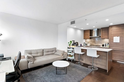 Photo principale - 5629 Birney Av