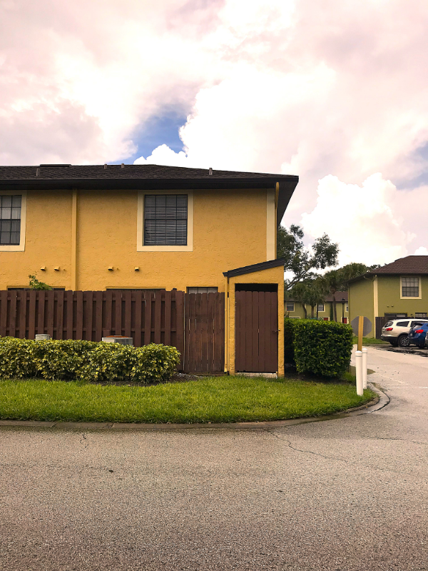 Building Photo - 7404 Woodburn Ct
