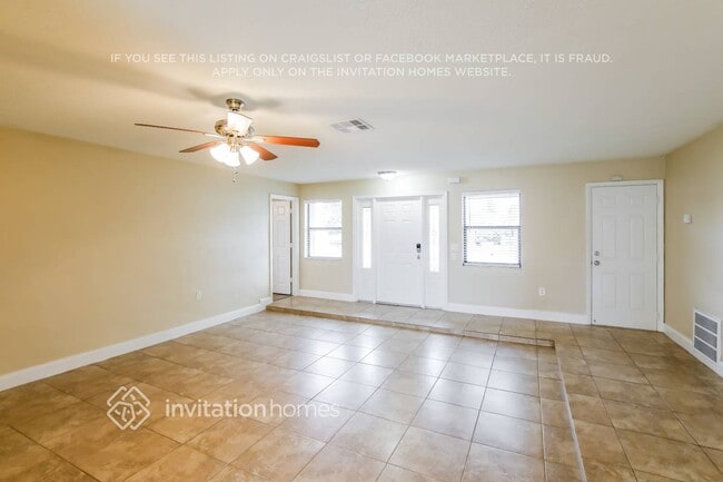 Foto del edificio - 9671 NW 24th St