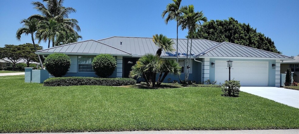 Photo - 9583 SE Little Club Way S