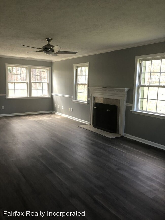 Building Photo - 3 br, 2.5 bath House - 5140 Grandale Drive