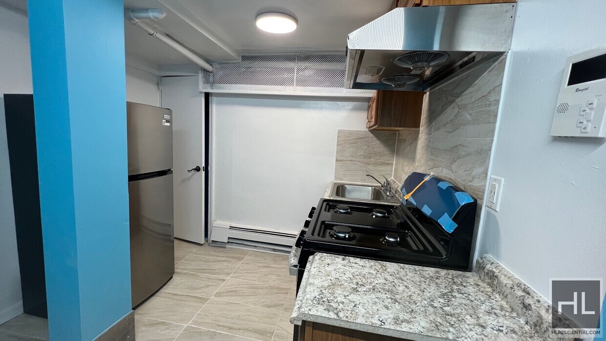 Primary Photo - RENEWLY RENOVATED 2 BEDROOM EAST 52 STREET...