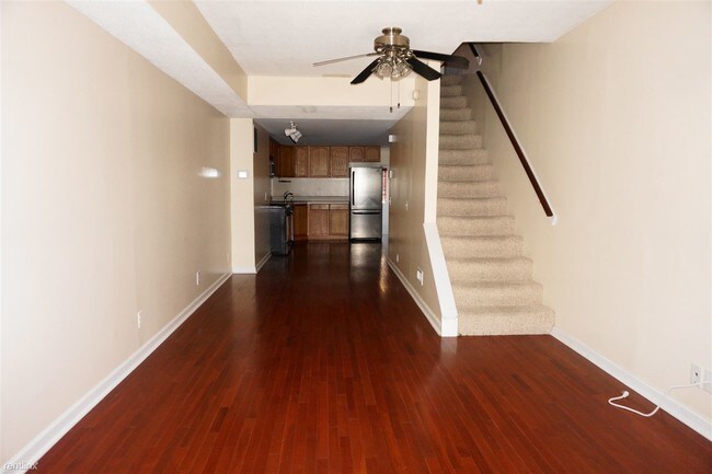 Building Photo - 2 br, 1.5 bath House - 37 S Curley St