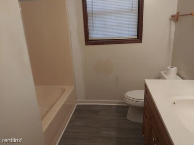 Building Photo - 3 br, 2 bath House - 4187 Sutton Ct