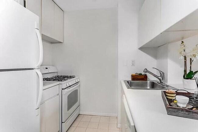 Building Photo - property_for_rent