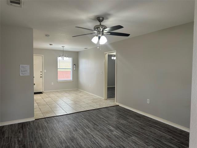 Building Photo - 947 Vecinos Blvd
