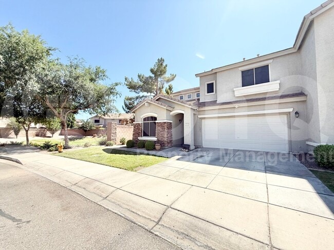 Building Photo - 3913 S Crosscreek Dr