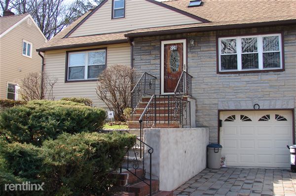 Building Photo - 928 Galloping Hill Rd