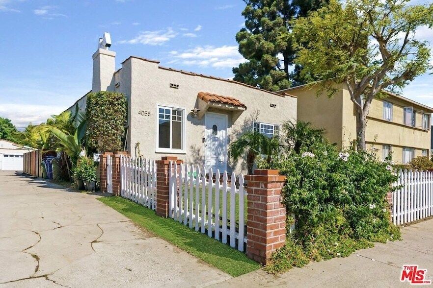Foto principal - 4058 Wade St