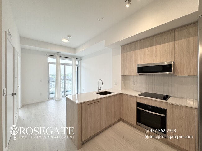 Building Photo - Modern 1-Bedroom Condo with Private Outdoor Space in Oakville