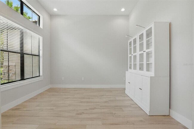 Foto del edificio - 25463 Hawks Run Ln