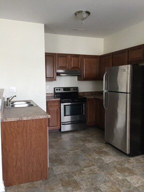 Building Photo - 1203 Admirals Walk Dr