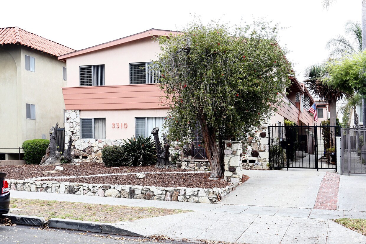 Building Photo - 3310 Keystone Ave