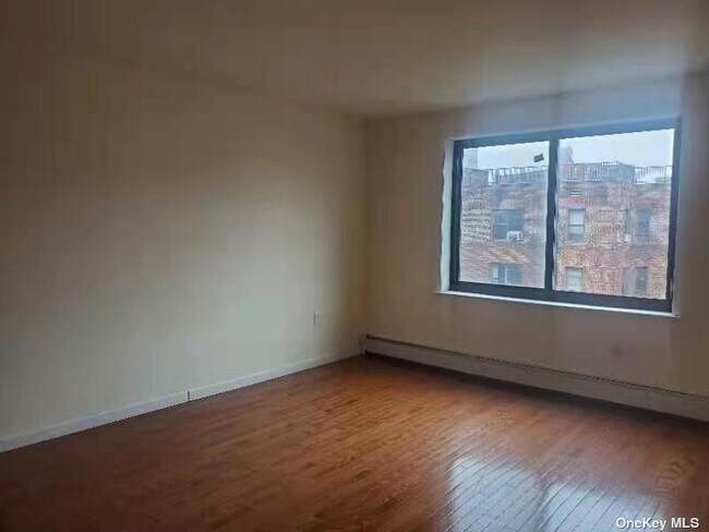 Foto del edificio - 97-40-97-64 64th Ave
