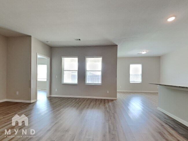 Foto del edificio - 1033 Water Oak Ln