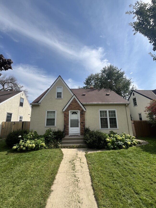 Building Photo - 6037 4th Ave S